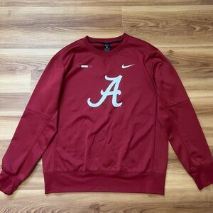 Nike Dri-FIT Hoodie in Bold Red